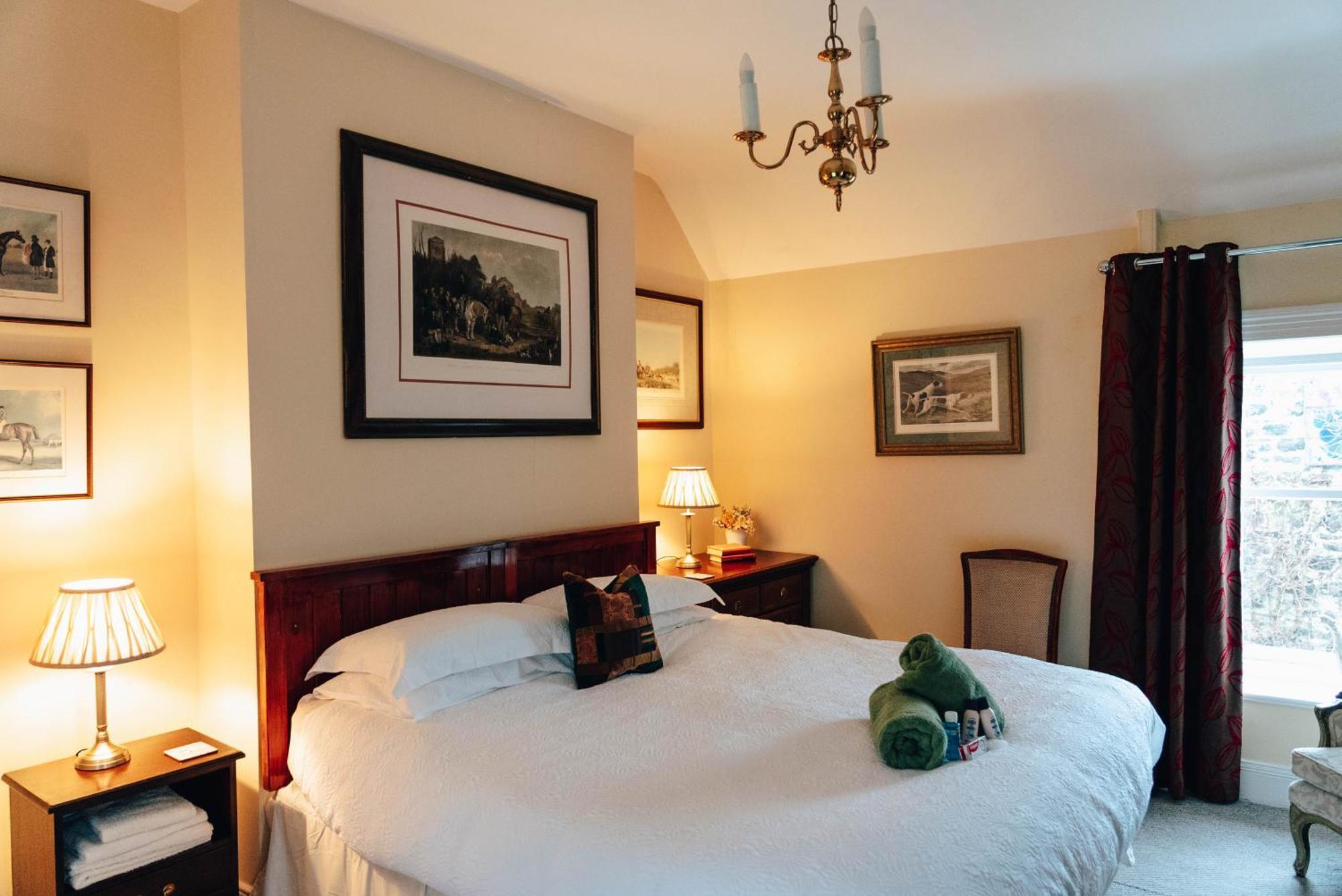Luxury Accommodation In County Antrim With Riverside Hot Tub Kells Exterior foto